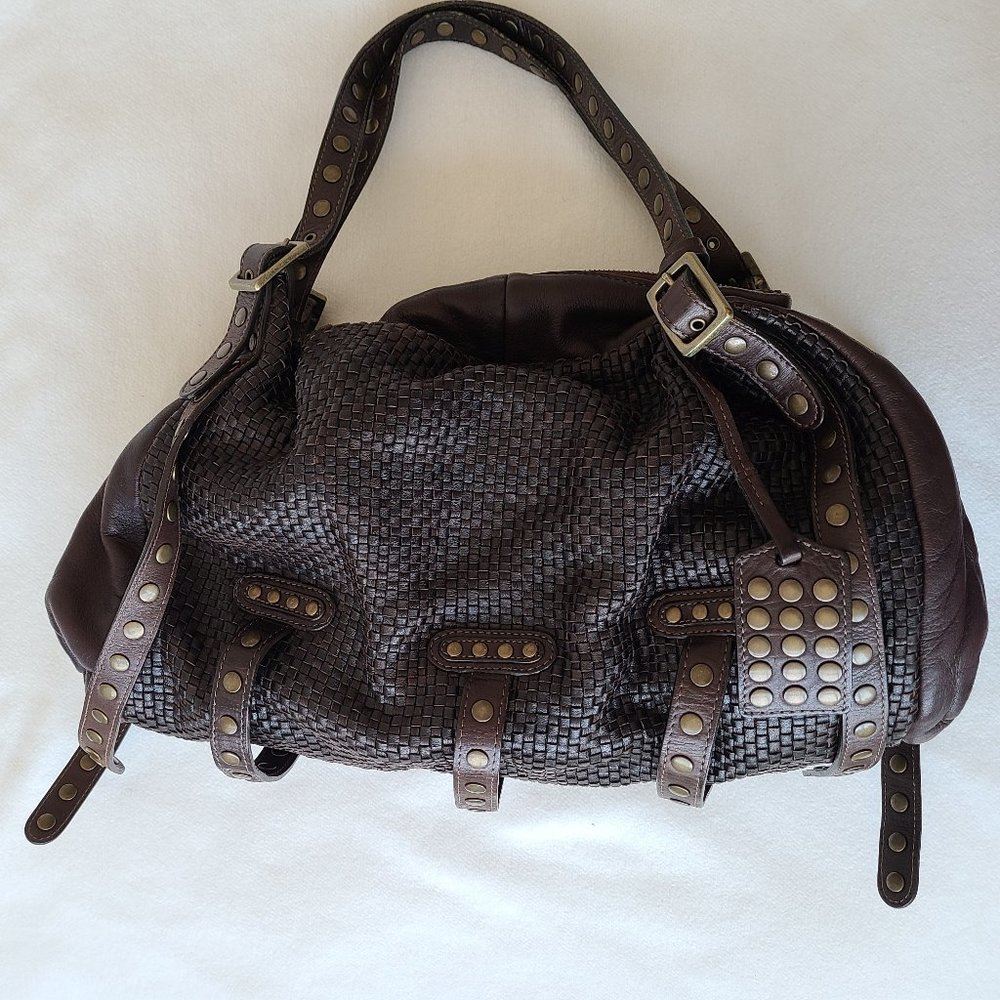 Be&D brown woven leather purse w/brass studs